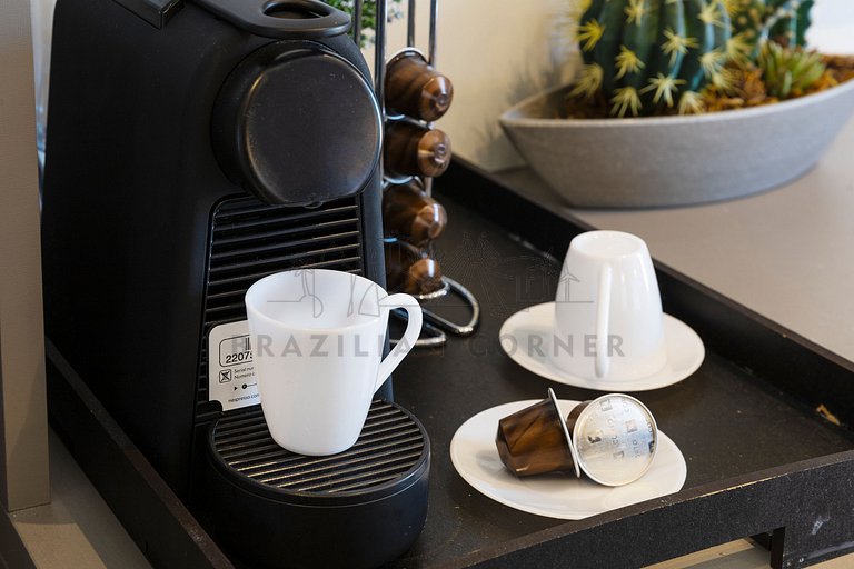 Pool, gym , air conditioning | Brazilian Corner