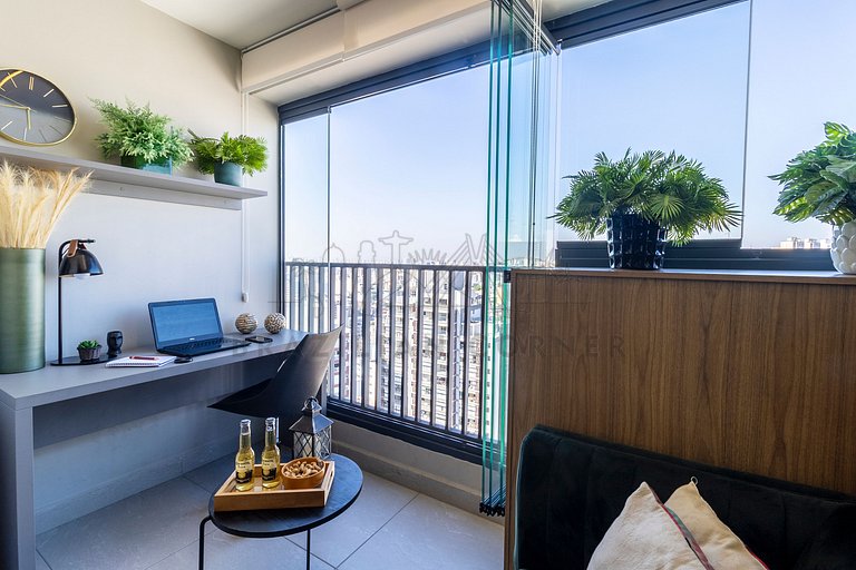 Pool, gym , air conditioning | Brazilian Corner