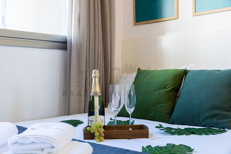 Modern and new in Jardins with AC, pool and gym