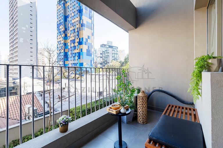 Modern and new in Jardins with AC, pool and gym