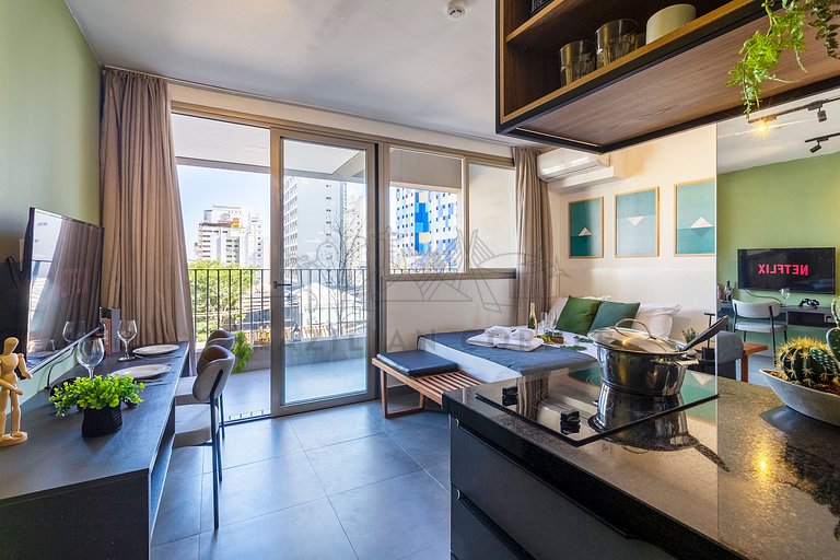 Modern and new in Jardins with AC, pool and gym