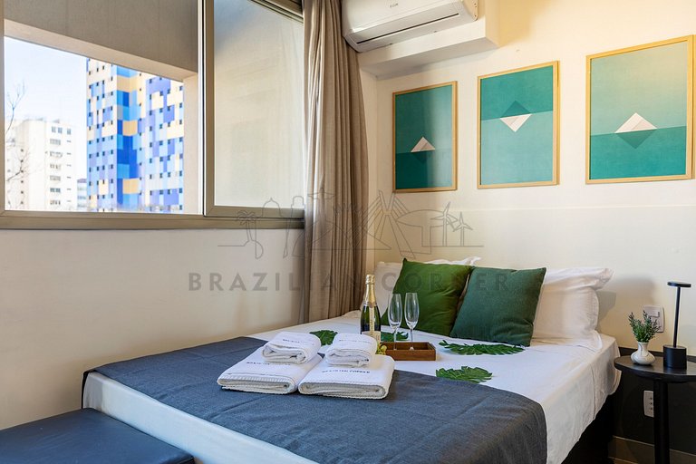 Modern and new in Jardins with AC, pool and gym