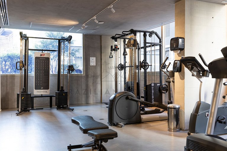 Modern and new in Jardins with AC, pool and gym