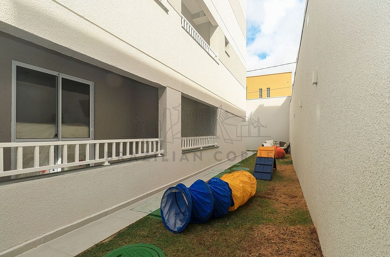 Near the Airport with Office, AC, and Gym