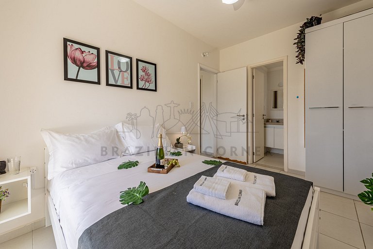 200 m from the beach w/ pool, barbecue and jacuzzi