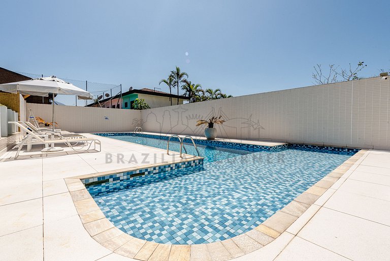 200m da praia com piscina ,churrasqueira e jacuzzi
