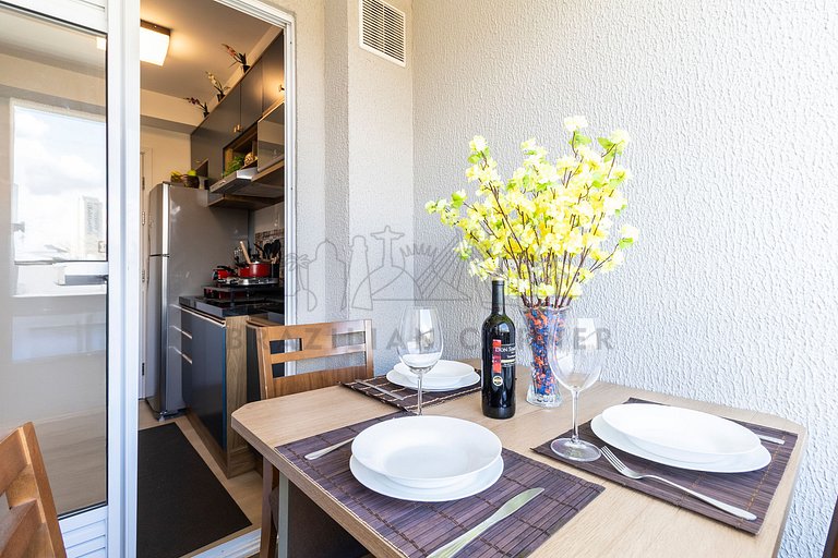 Moderno, completo, com escritório, AC e Academia