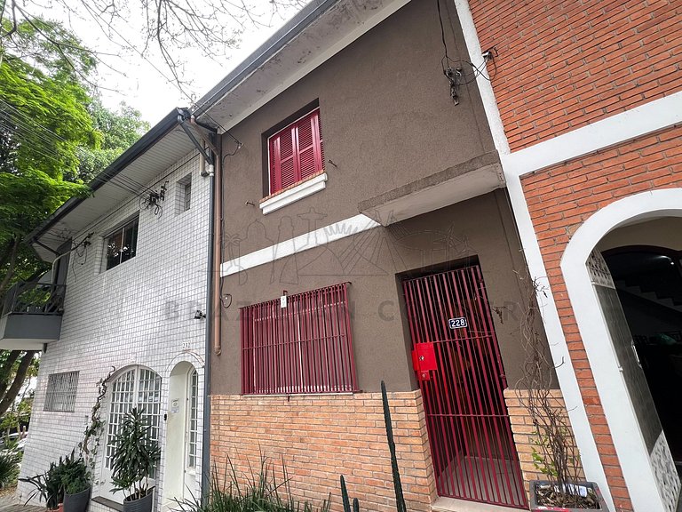 Casa no Ipiranga a 450m Parque da Independência