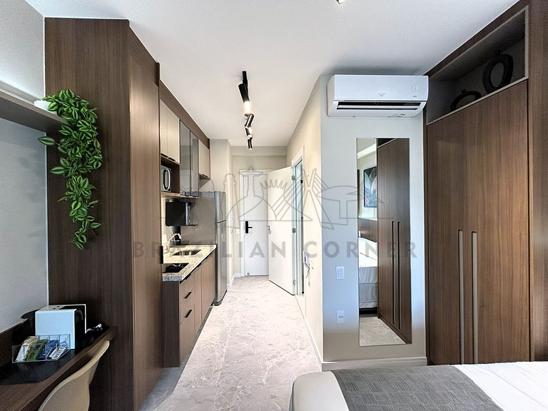 Near Ibirapuera Park with AC and Gym
