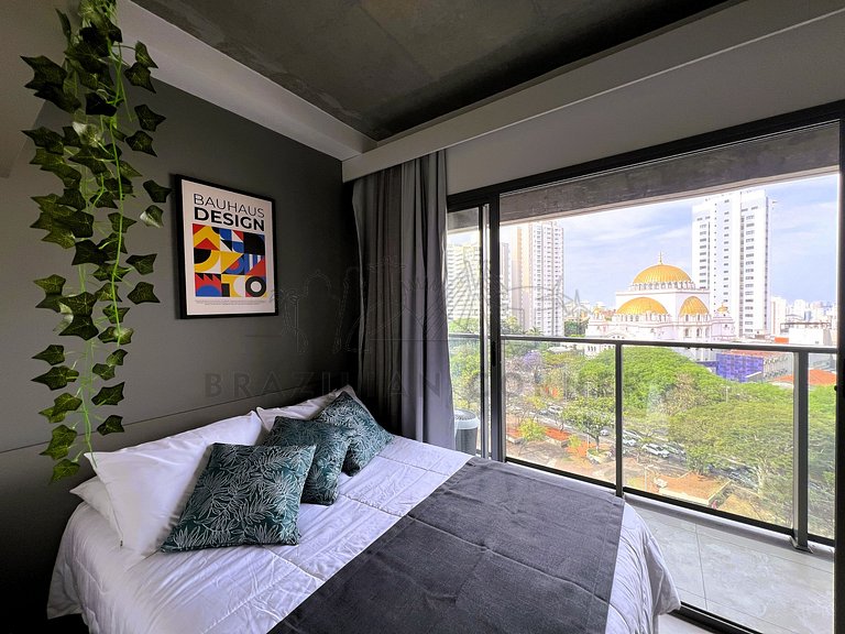 Amazing view with rooftop pool and gym