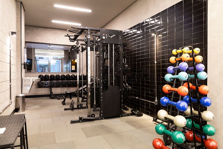 Modern, AC, 24h Gym, rooftop, close to metro