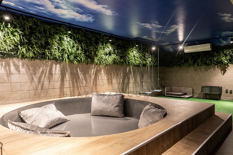 Modern, AC, 24h Gym, rooftop, close to metro