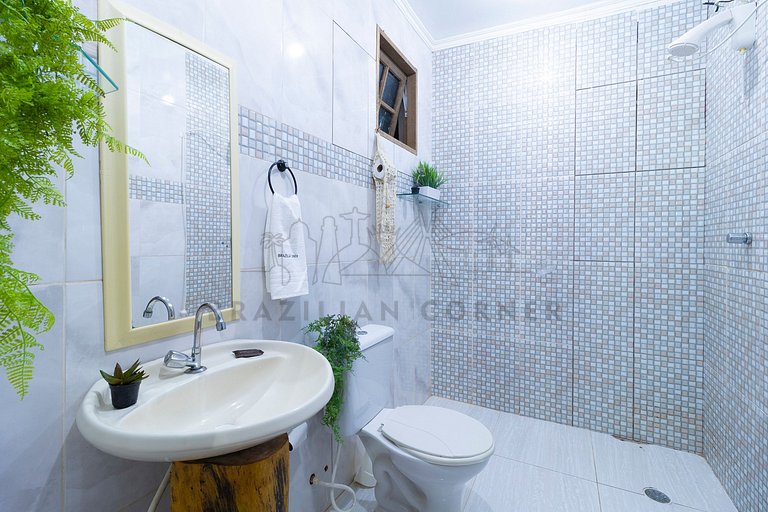 Sítio com 5 suítes , piscina, vista incrível