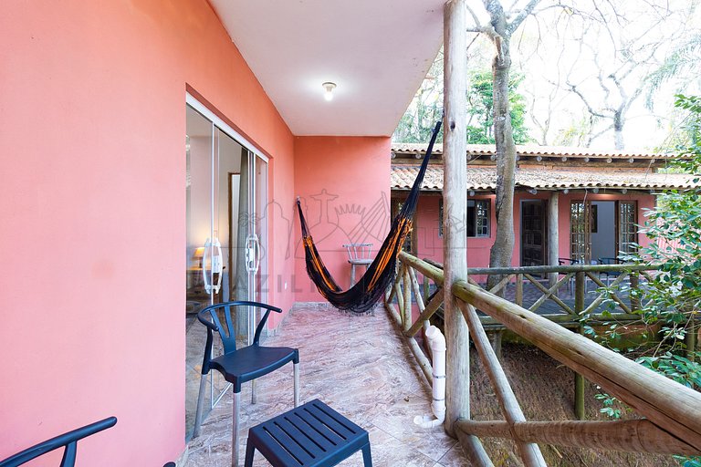 Sítio com 5 suítes , piscina, vista incrível