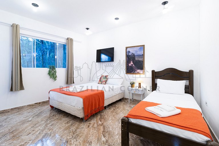 Sítio com 5 suítes , piscina, vista incrível