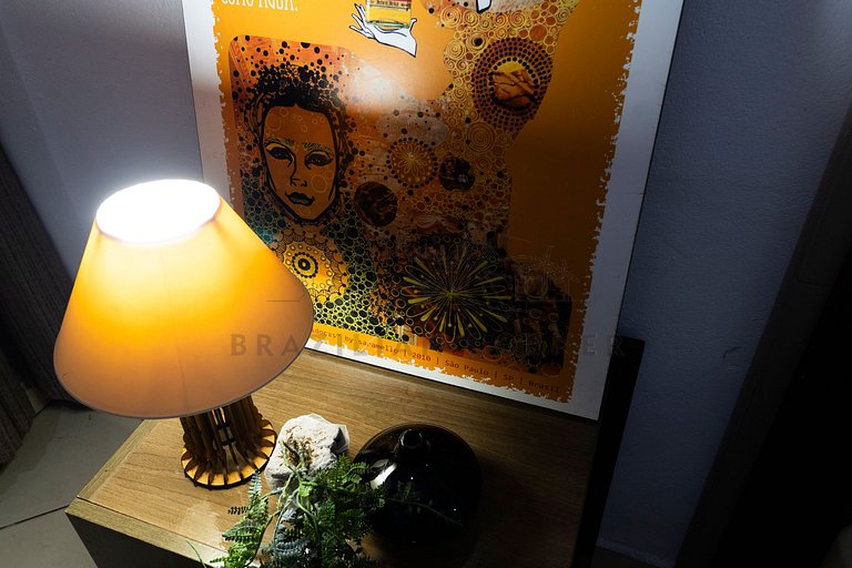 House with 5 Suites, Pool, and Stunning Views