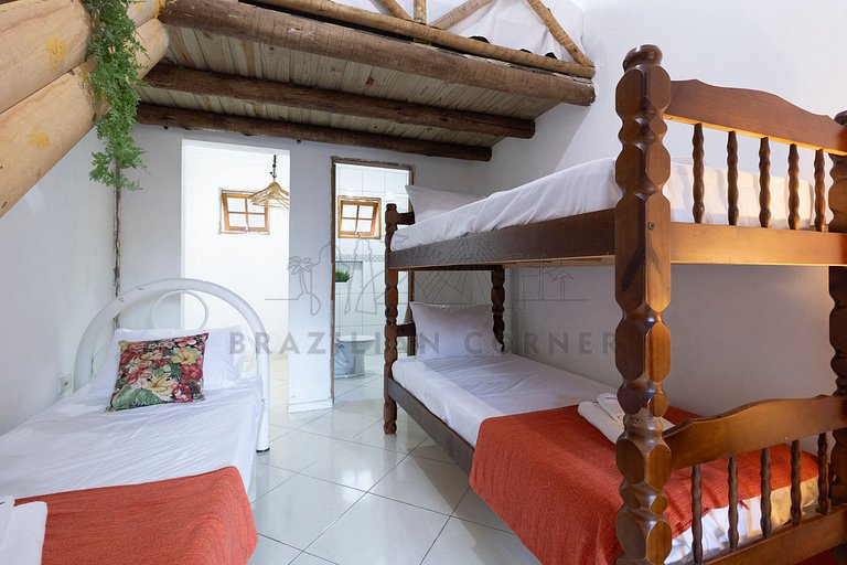 Sítio com 5 suítes , piscina, vista incrível