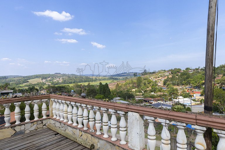 Sítio com 5 suítes , piscina, vista incrível