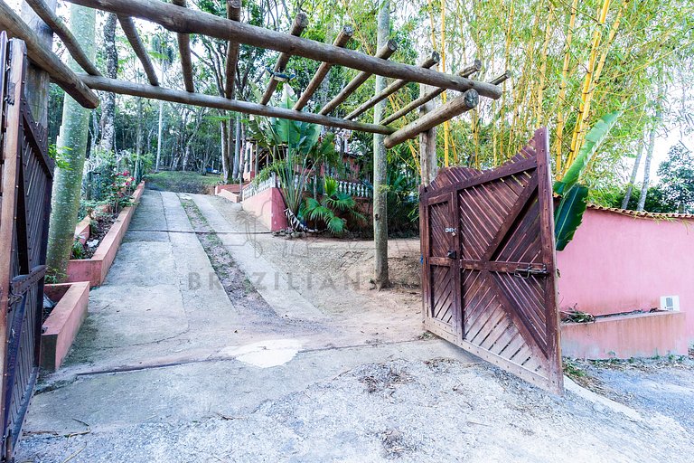 Sítio com 5 suítes , piscina, vista incrível