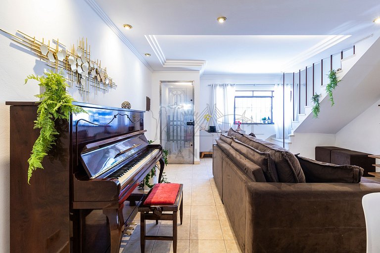 House w/ 4 Bedrooms in Ipiranga | Brazilian Corner