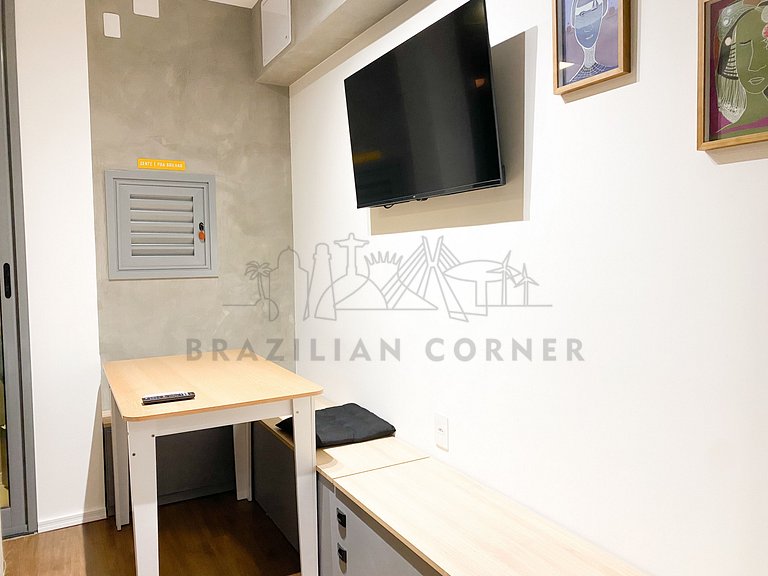 Modern and charming studio in Pinheiros
