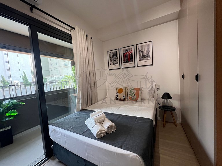 Near Ibirapuera Park w/ AC and Gym