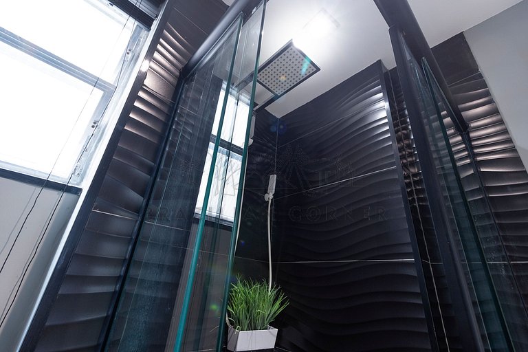 Modern in Gonzaga, 400 m from the beach with AC