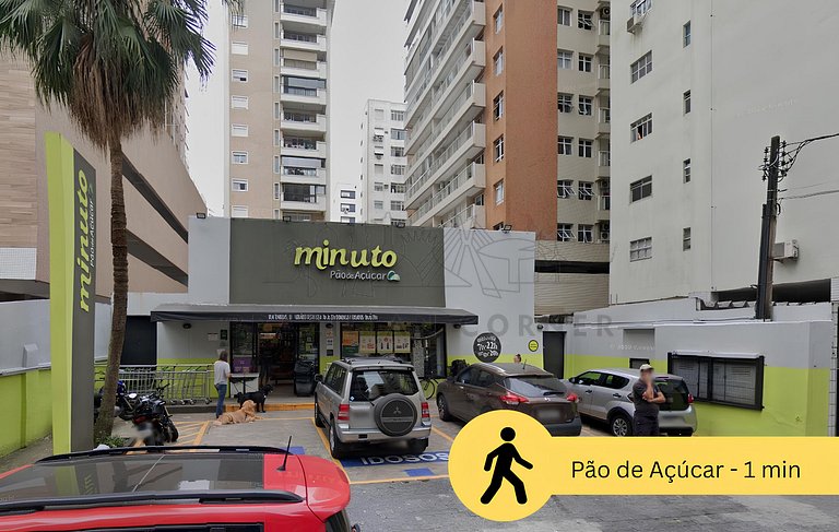 Moderno no Gonzaga a 400m da praia com AC