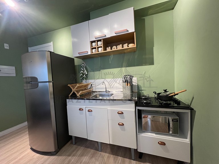 Charming and Modern with Pool and Gym