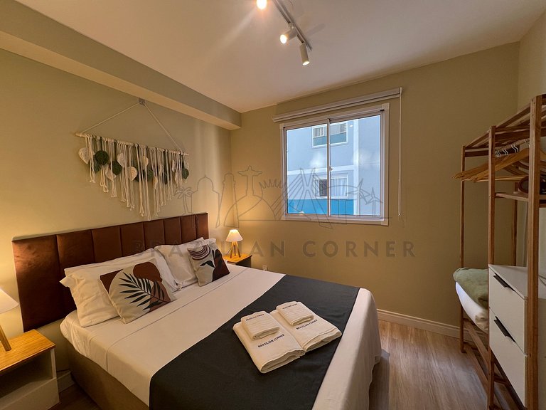 Charming and Modern with Pool and Gym