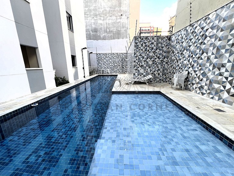 Charming and Modern with Pool and Gym