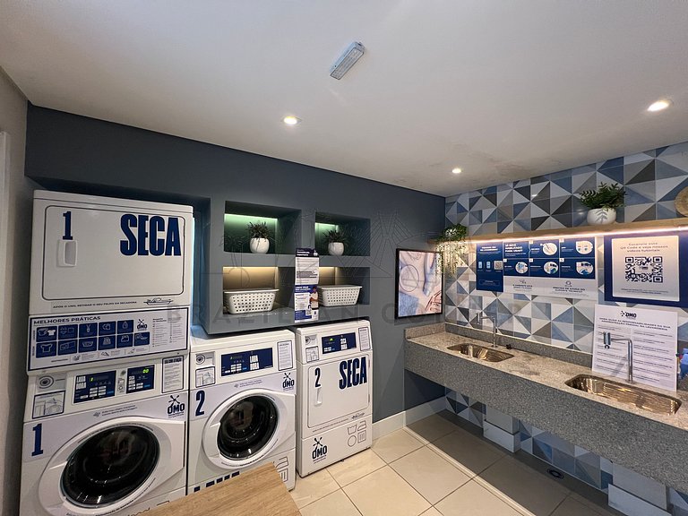 Charmoso e moderno com piscina e academia