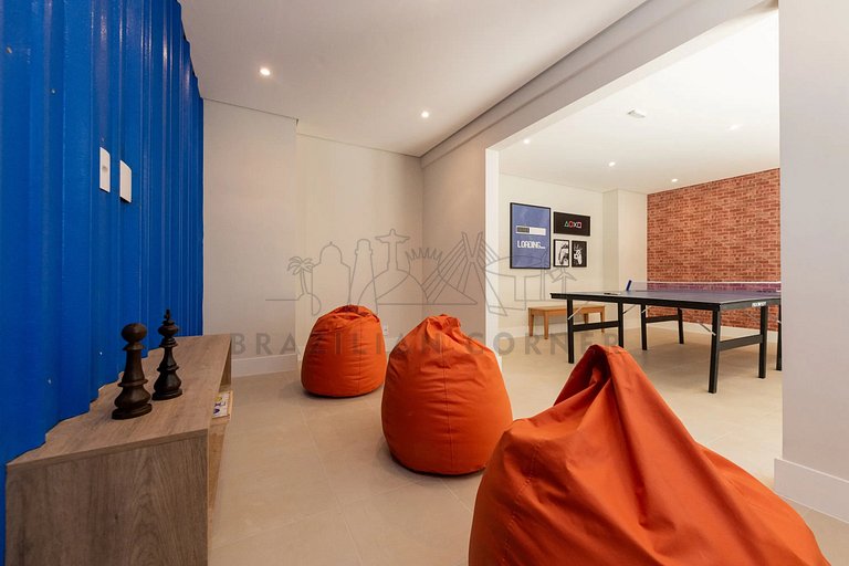 Charmoso e moderno com piscina e academia