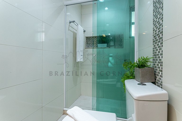 Comfortable and well located 300m from the beach