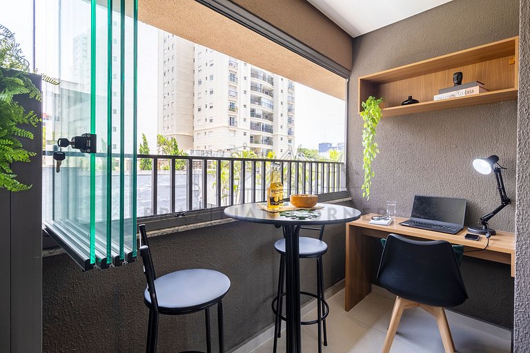 Near Ibirapuera Park w/ AC and Gym