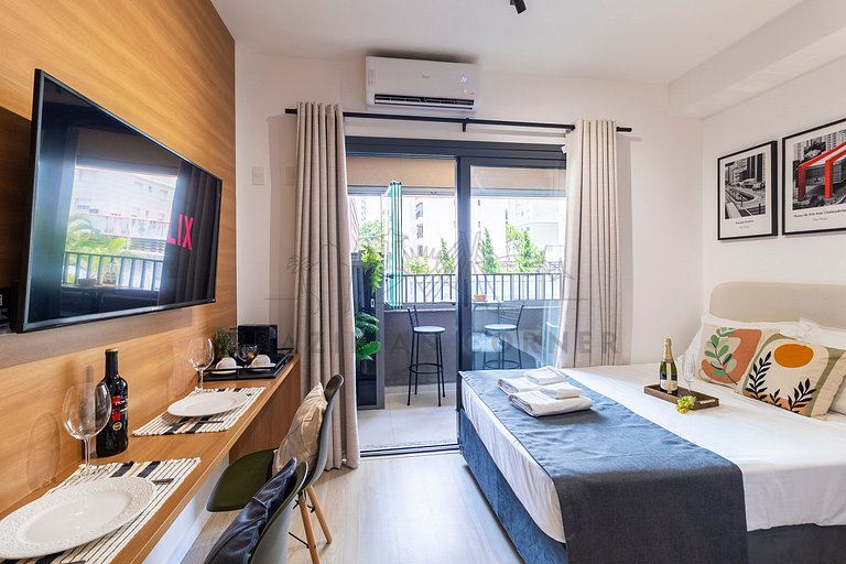 Near Ibirapuera Park w/ AC and Gym