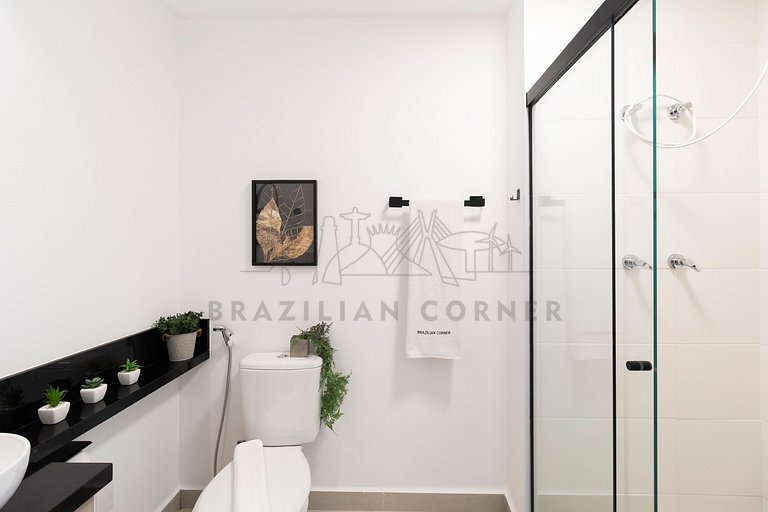 Near Ibirapuera Park w/ AC and Gym