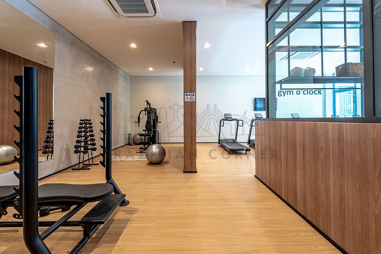 Near Ibirapuera Park w/ AC and Gym