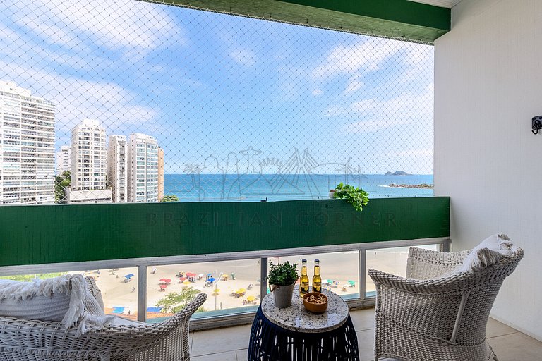 Oceanfront with 5 Bedrooms and Incredible Views