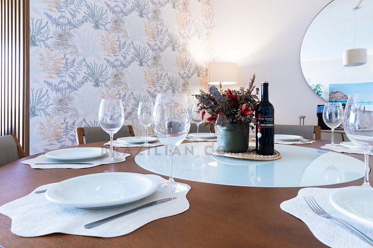 Beira-Mar com 5 Quartos e vista incrível