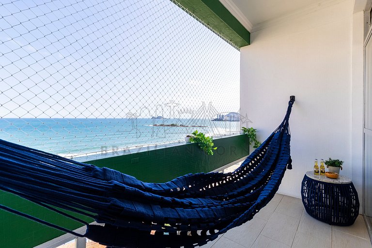 Oceanfront with 5 Bedrooms and Incredible Views