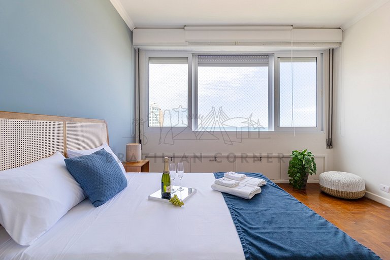 Oceanfront with 5 Bedrooms and Incredible Views