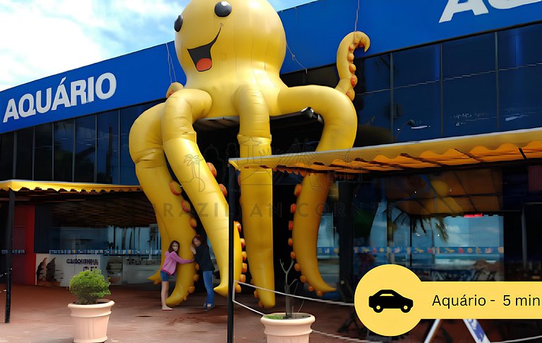 Oceanfront with 5 Bedrooms and Incredible Views