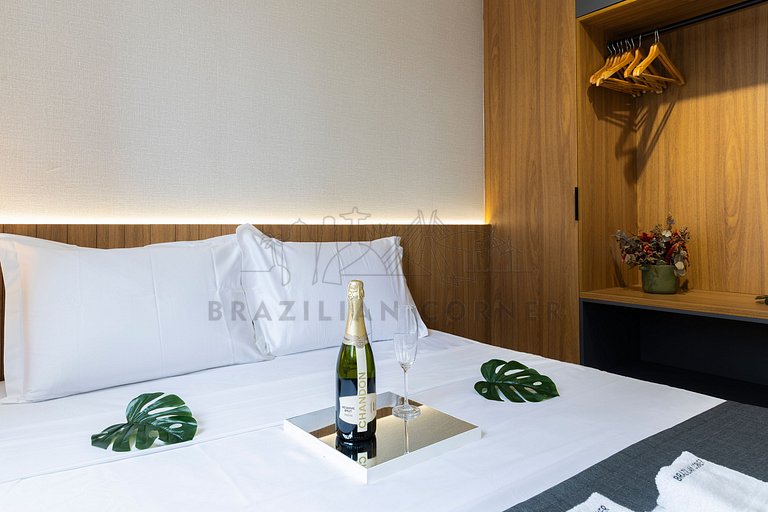 Modern w/ AC, Pool, and Near Ibirapuera Park