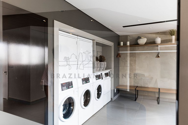 Modern w/ AC, Pool, and Near Ibirapuera Park