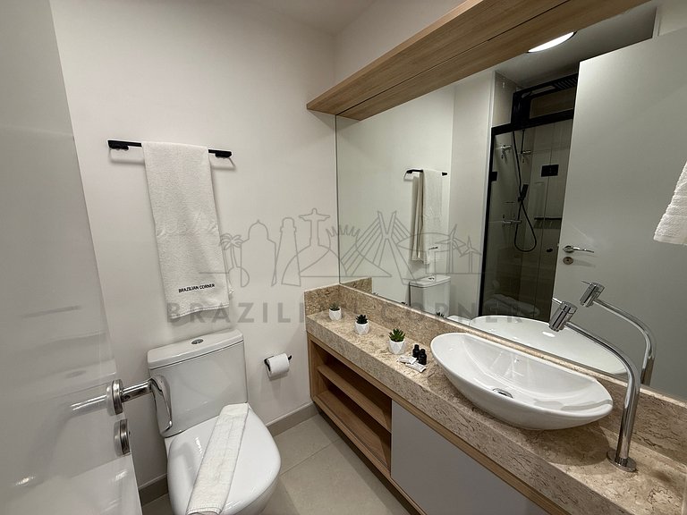 Moderno na Vila Mariana com AC e cama Queen