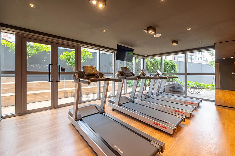 Amazing view with rooftop pool and gym