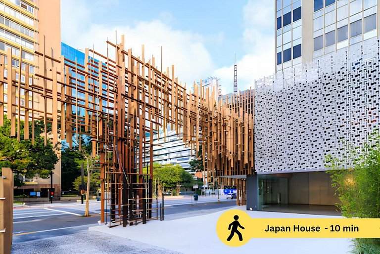 Vista incrível com piscina na cobertura e academia