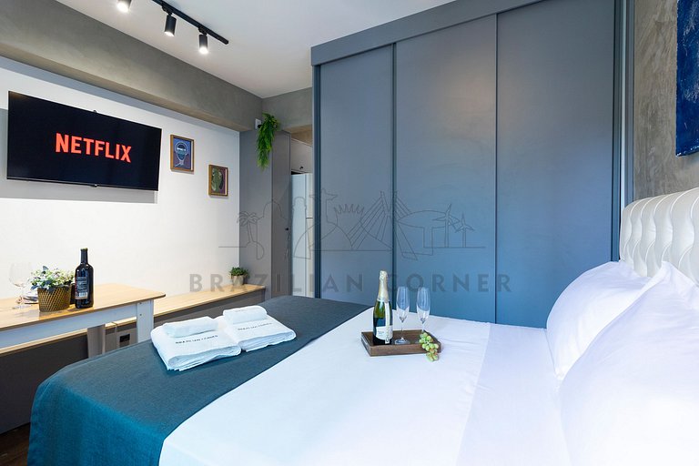 Modern and charming studio in Pinheiros