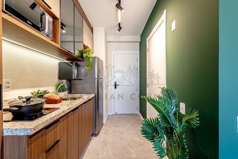 Near Ibirapuera Park with AC and Gym